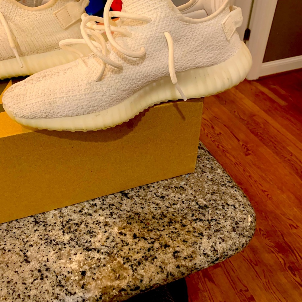 Yeezy 350 all white boost. Used men’s size 11